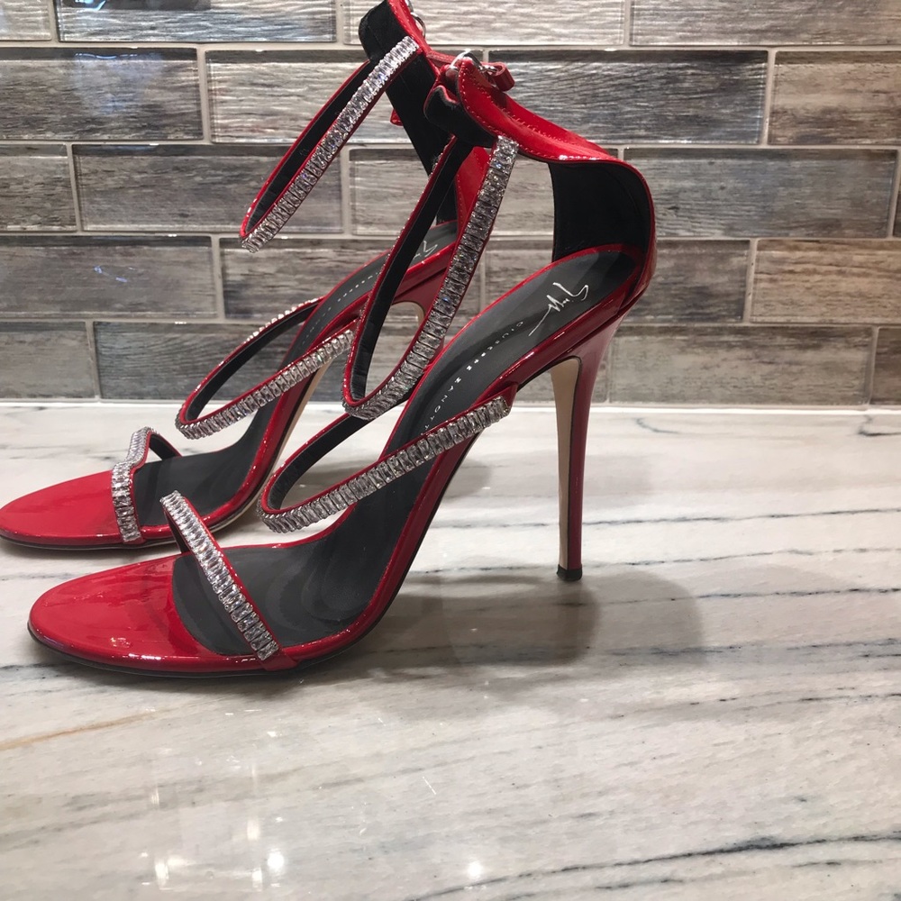 Giuseppe Zanotti sandals *TV show wardrobe - Picture 2 of 6